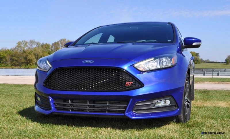 2016 Ford FOCUS ST Kona Blue 24