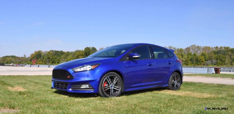 2016 Ford FOCUS ST Kona Blue 34