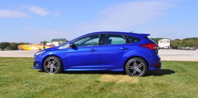 2016 Ford FOCUS ST Kona Blue 52