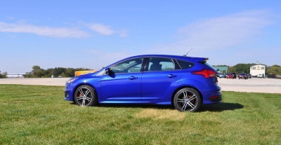 2016 Ford FOCUS ST Kona Blue 53