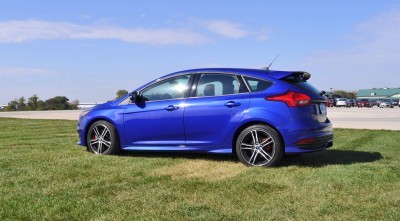 2016 Ford FOCUS ST Kona Blue 54