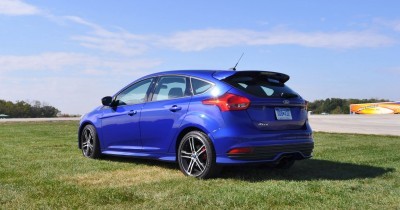 2016 Ford FOCUS ST Kona Blue 58