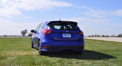 2016 Ford FOCUS ST Kona Blue 65