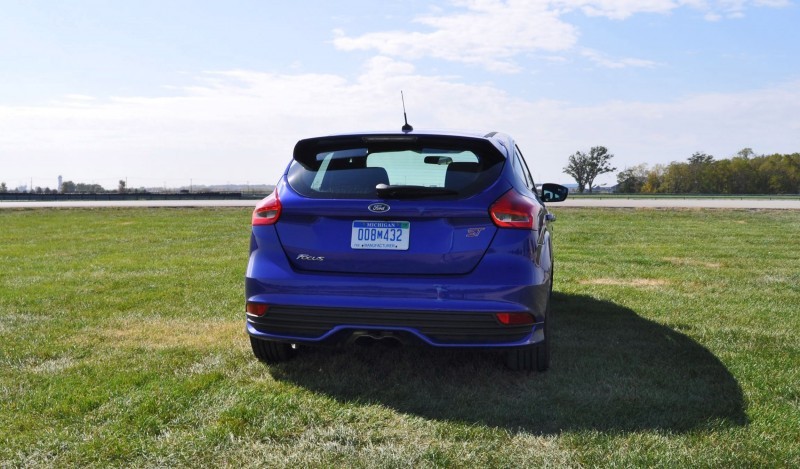 2016 Ford FOCUS ST Kona Blue 70