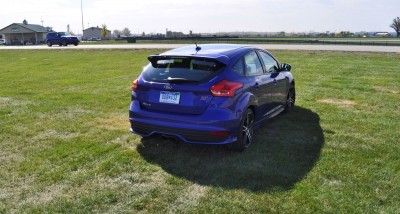 2016 Ford FOCUS ST Kona Blue 72