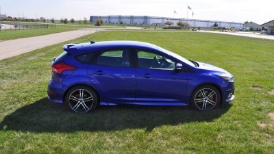 2016 Ford FOCUS ST Kona Blue 83