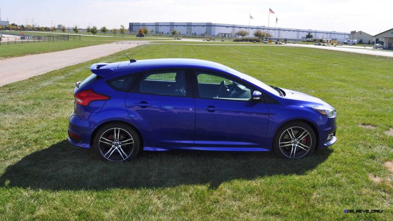 2016 Ford FOCUS ST Kona Blue 83