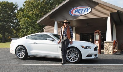 2016 Ford Mustang GT KING Edition White 2