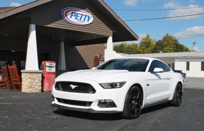2016 Ford Mustang GT KING Edition White 3