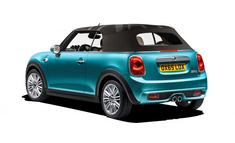 2017 MINI Cooper Cabrio 38