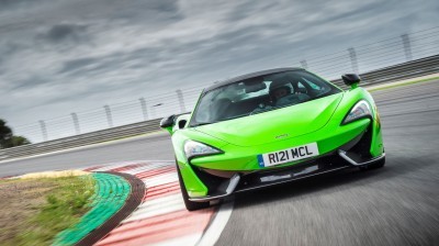 5862McLaren-570S-Coupe---Mantis-Green-013