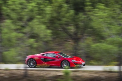 5925McLaren-570S-Coupe---Vermillion-Red-006