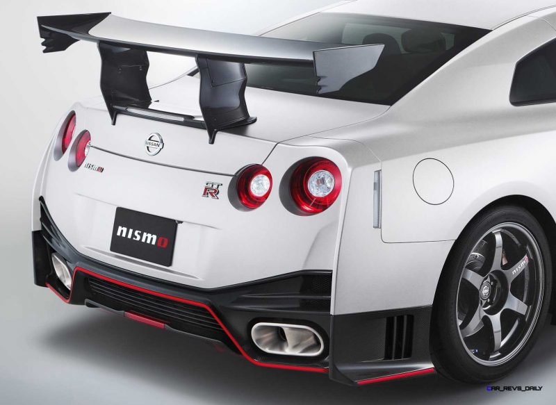 2016 Nissan GT-R NISMO N-Attack Package