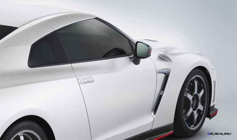 2016 Nissan GT-R NISMO N-Attack Package