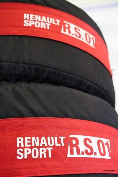 Renaultsport RS01 11