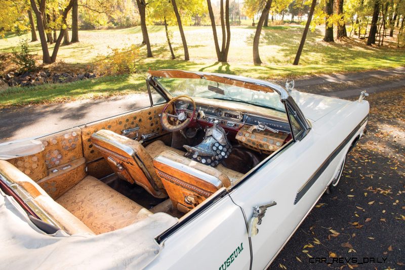 1963 Pontiac Bonneville 'Roy Rogers' Nudie Mobile 23