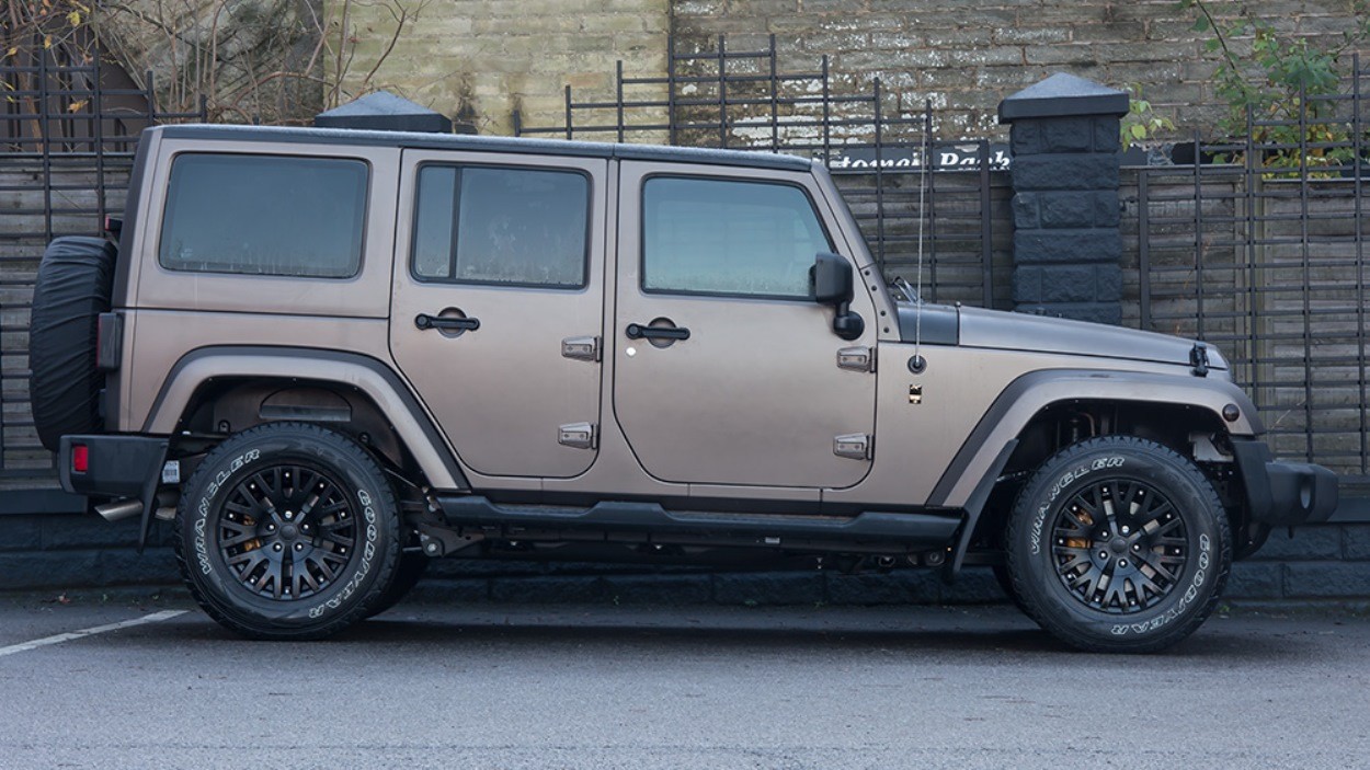 Jeep Wrangler by Vilner 2012