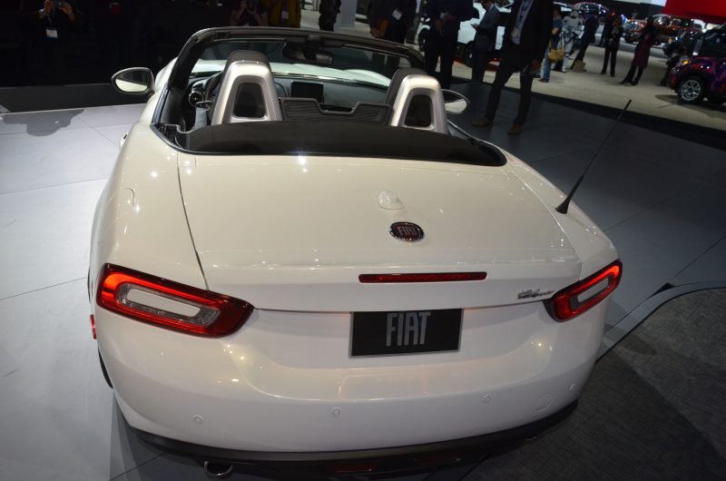 2015 LA Auto Show Photos 19