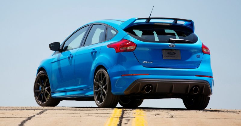 2016 Ford Focus RS Price 18