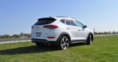 2016 Hyundai TUCSON Limited 1