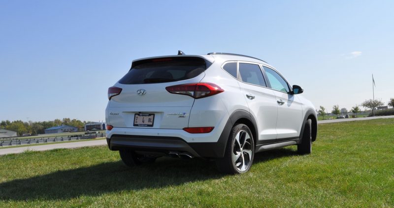 2016 Hyundai TUCSON Limited 1