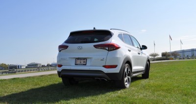 2016 Hyundai TUCSON Limited 1