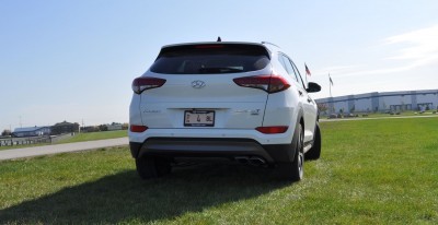 2016 Hyundai TUCSON Limited 1