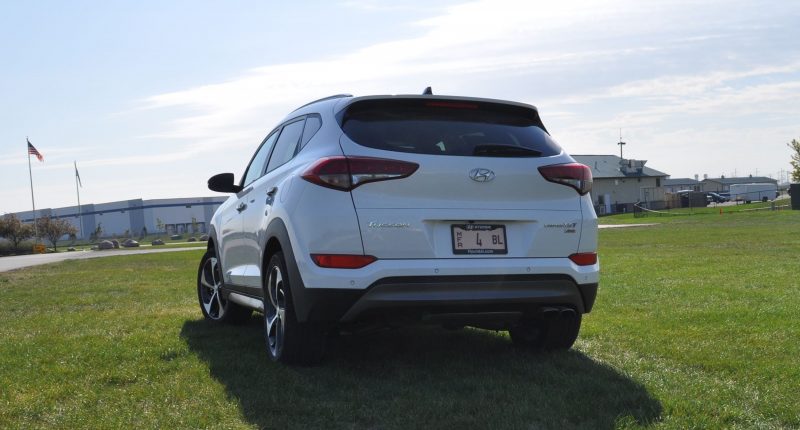 2016 Hyundai TUCSON Limited 1