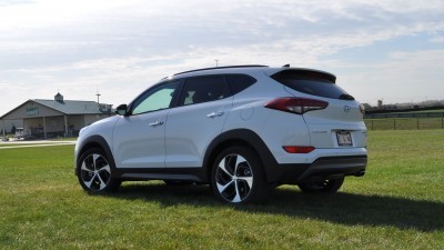 2016 Hyundai TUCSON Limited 1