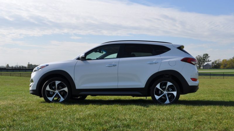 2016 Hyundai TUCSON Limited 1