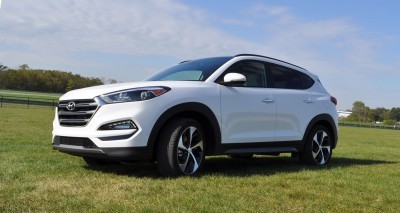 2016 Hyundai TUCSON Limited 1