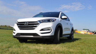 2016 Hyundai TUCSON Limited 1