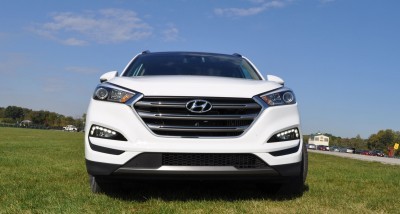 2016 Hyundai TUCSON Limited 1