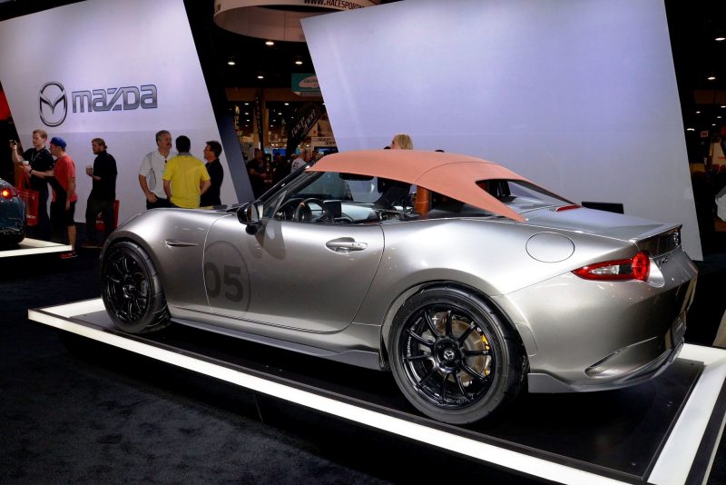 2016 Mazda MX-5 Spyder Versus MX-5 Speedster Concepts 34