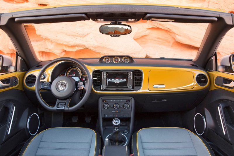 2016 Volkswagen Beetle DUNE Editions 4