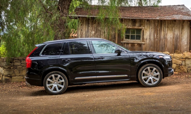 2016 Volvo XC90 T6 AWD 10