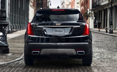 2017-Cadillac-XT5-003