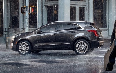 2017-Cadillac-XT5-007