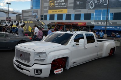 SEMA 2015 - Showfloor Mega Gallery in 288 Photos 102