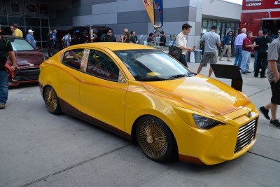 SEMA 2015 - Showfloor Mega Gallery in 288 Photos 107