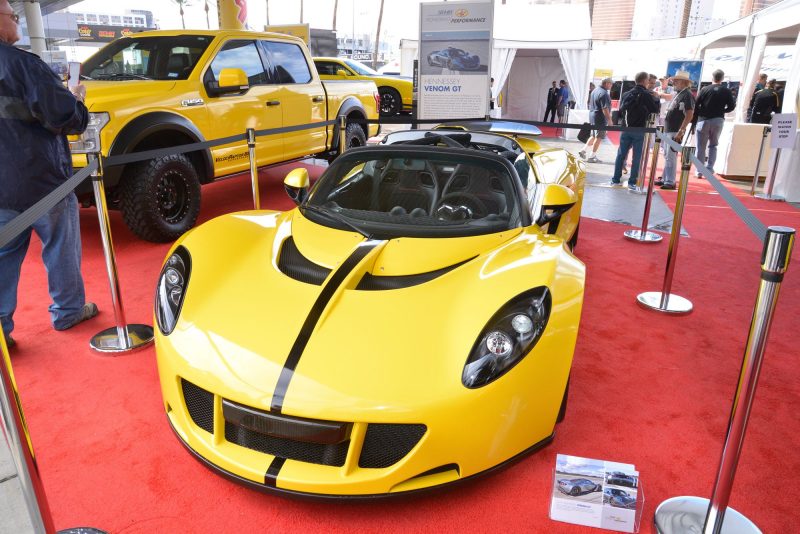 SEMA 2015 - Showfloor Mega Gallery in 288 Photos 137