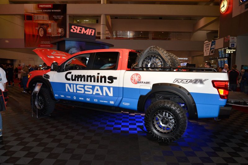 SEMA 2015 - Showfloor Mega Gallery in 288 Photos 144