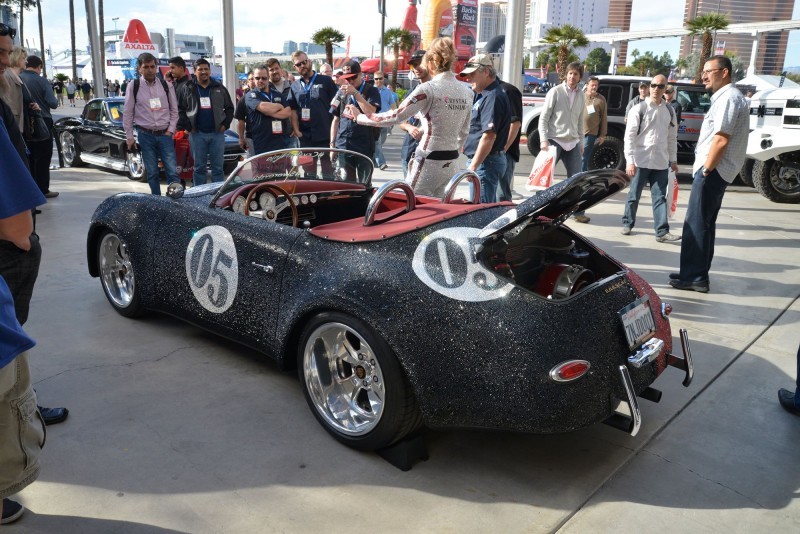 SEMA 2015 - Showfloor Mega Gallery in 288 Photos 29