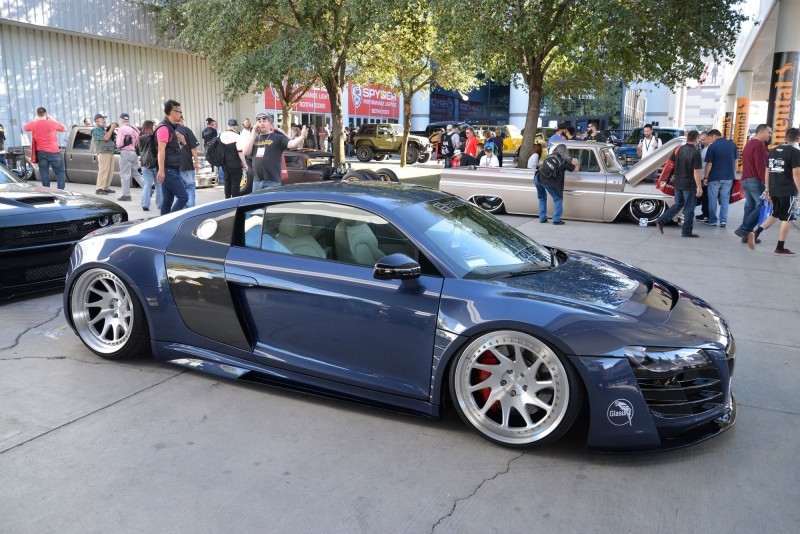 SEMA 2015 - Showfloor Mega Gallery in 288 Photos 80