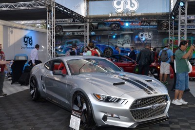 SEMA 2015 - Showfloor Mega Gallery in 288 Photos 96