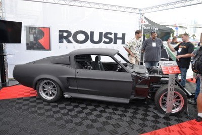 SEMA 2015 - Showfloor Mega Gallery in 288 Photos 98