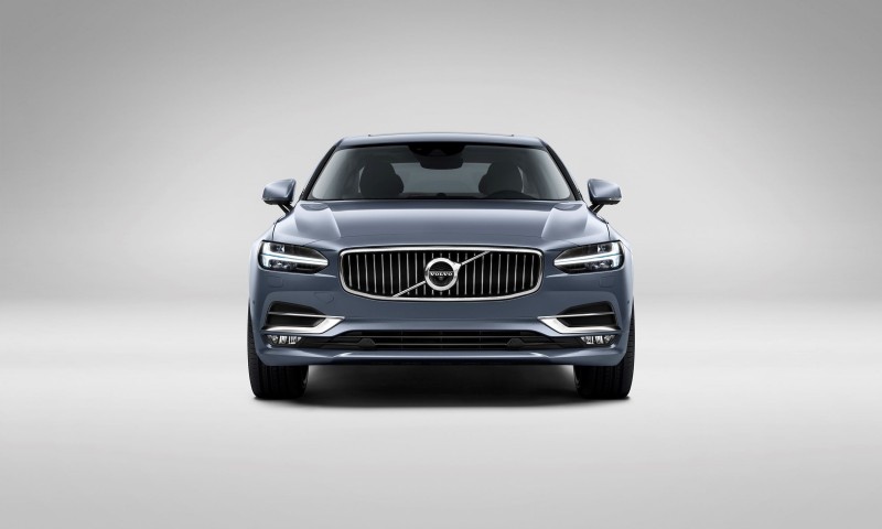 171018_Front_Volvo_S90_Mussel_Blue