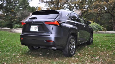 2015 Lexus NX300h Review 28