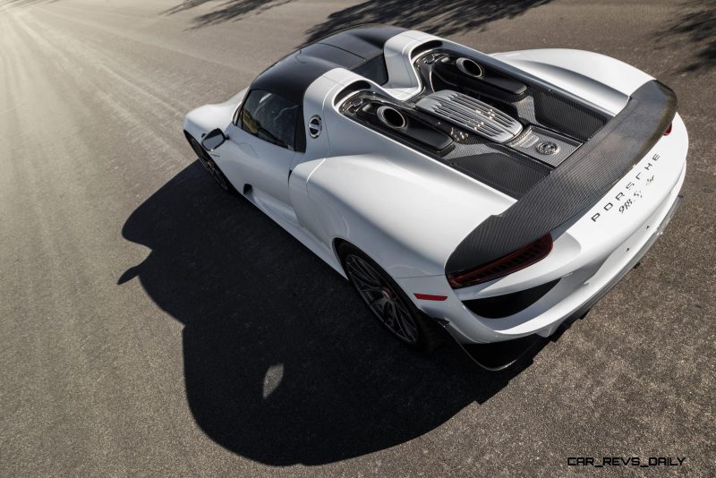 2015 Porsche 918 Spyder Weissach Pack 31