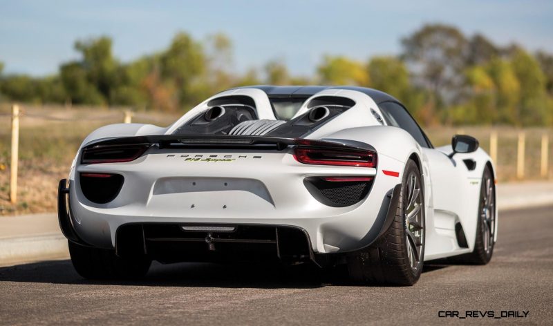 2015 Porsche 918 Spyder Weissach Pack 32